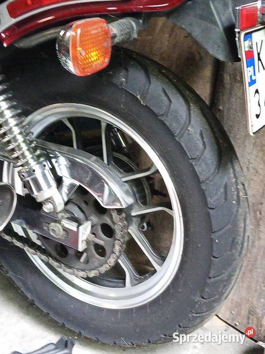 Honda VF 500 Magna 1985r Kamień