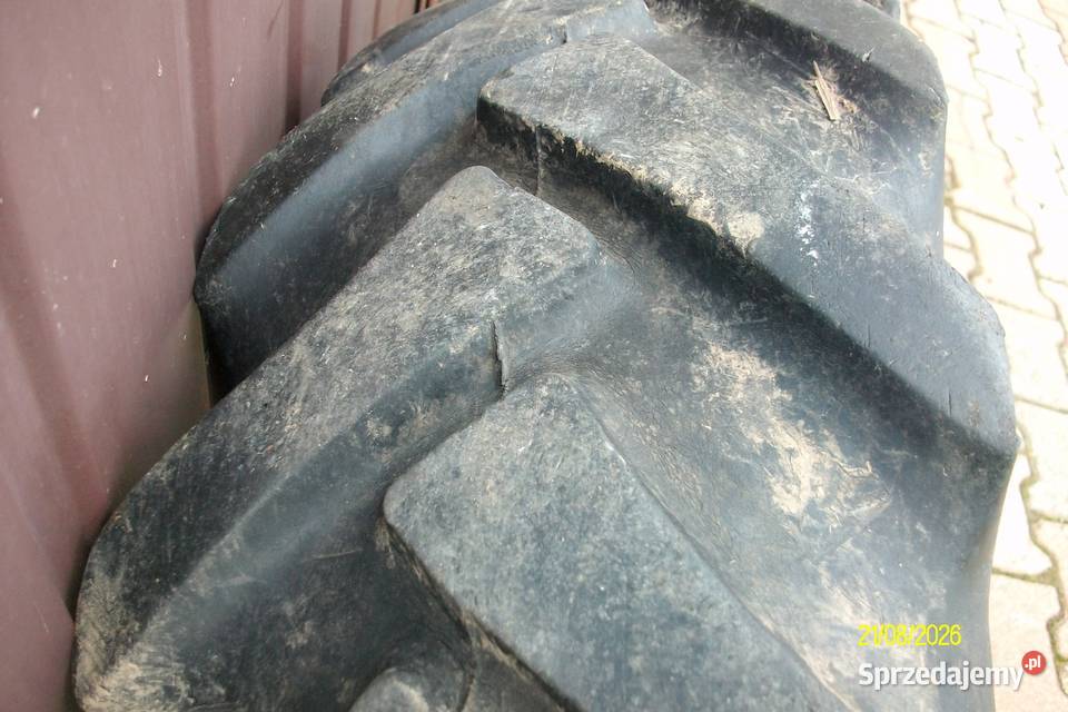 Opony 105 R18 Regulice sprzedam