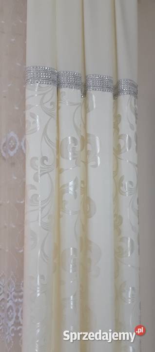 Zasłony kremowe z błyszczącym wzorem Mława