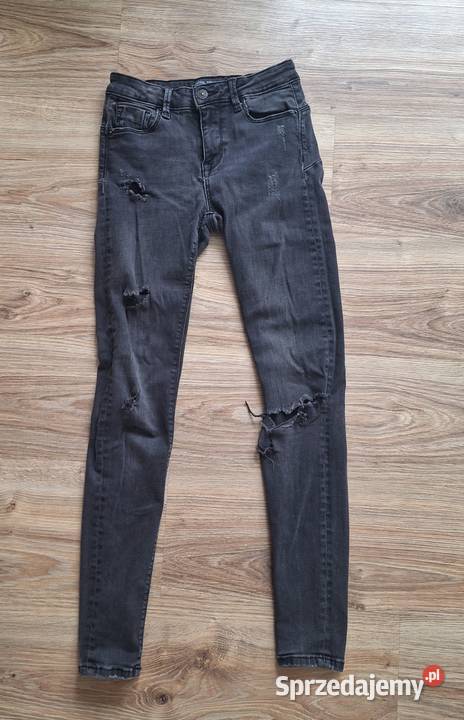 Jeansy wysoki stan Bershka 36 ciemne z Kraków sprzedam