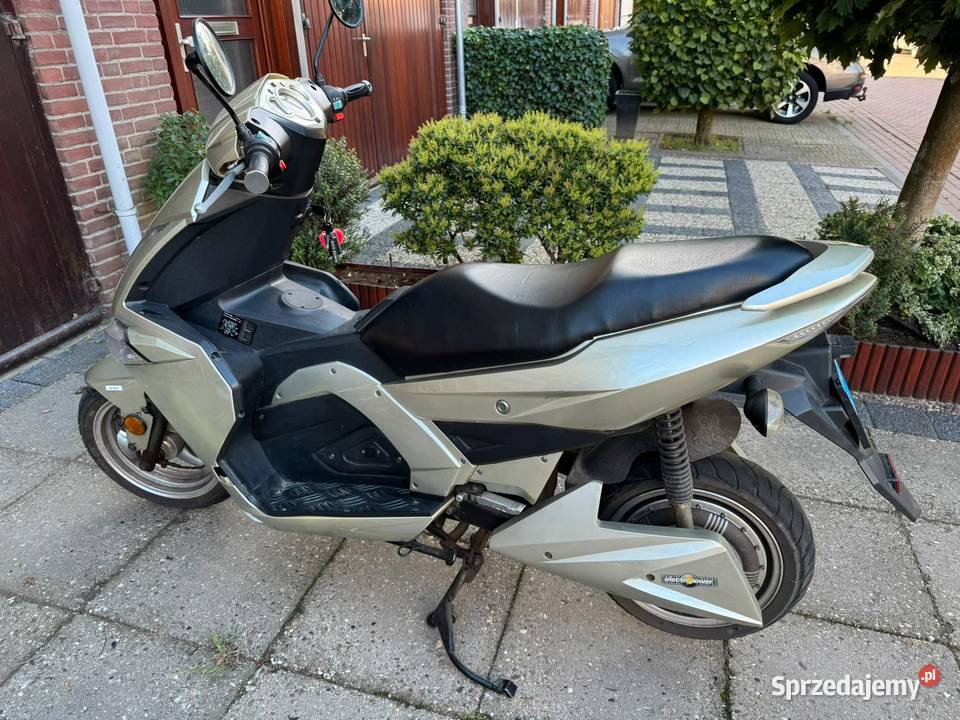 Skuter elektryczny - XINSILU TDE57Z-A