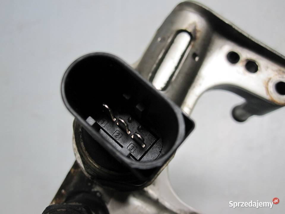 VW EOS 20 B 08R 150 BVY 06D133317F Listwa
