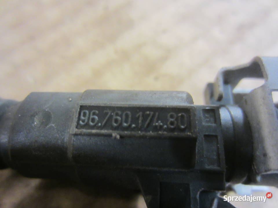 Wtryskiwacz wtrysk Peugeot 308 208 13 citroen Układ paliwowy sprzedam