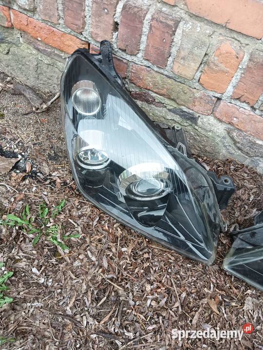 Lampy Astra H xenon skrętny kompletne EU Lampy przednie Poniec