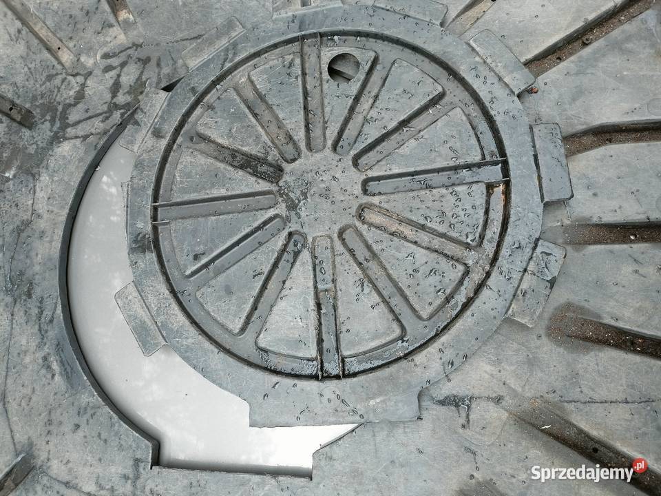 Mercedes 190 W201 pokrywa koła zapasowego płyta Skarżysko-Kamienna