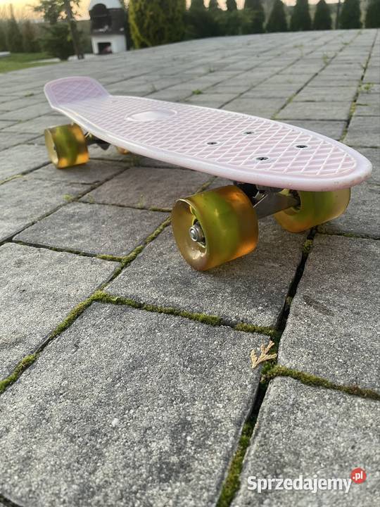 Różowa deskorolka fiszka Penny Board stan Pozostałe wielkopolskie Oborniki sprzedam