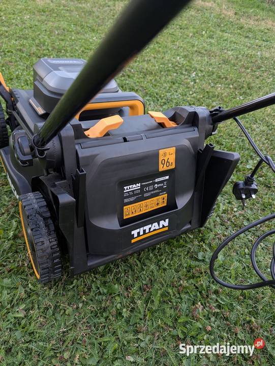 Kosiarka elektryczna TITAN 1700W 38 Korczyna
