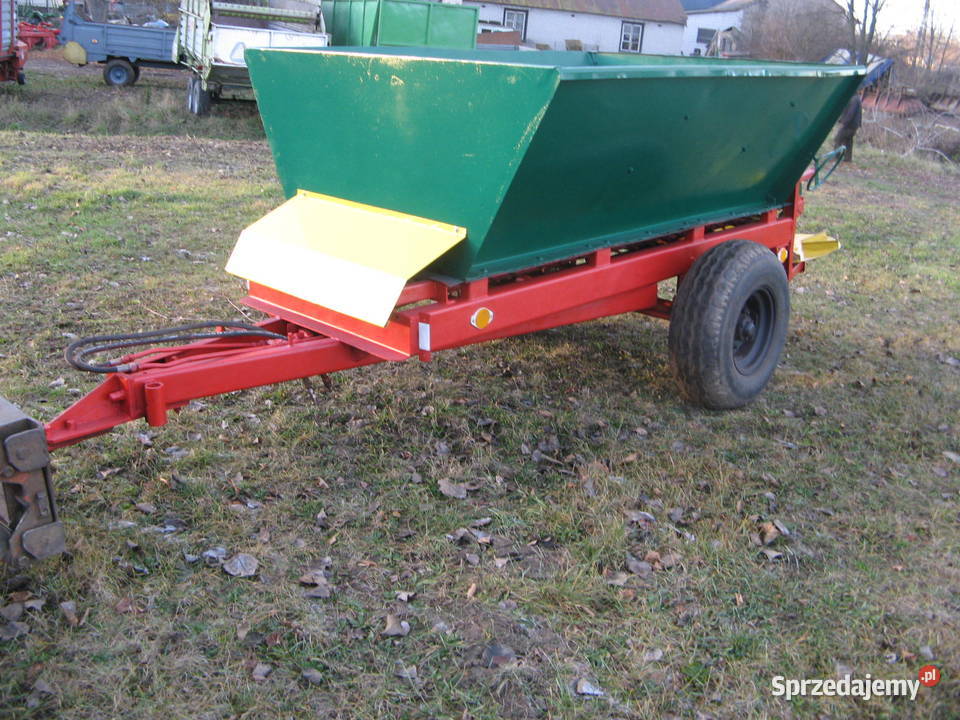 Rozsiewacz RCV 3 hydrauliczny na Ryki