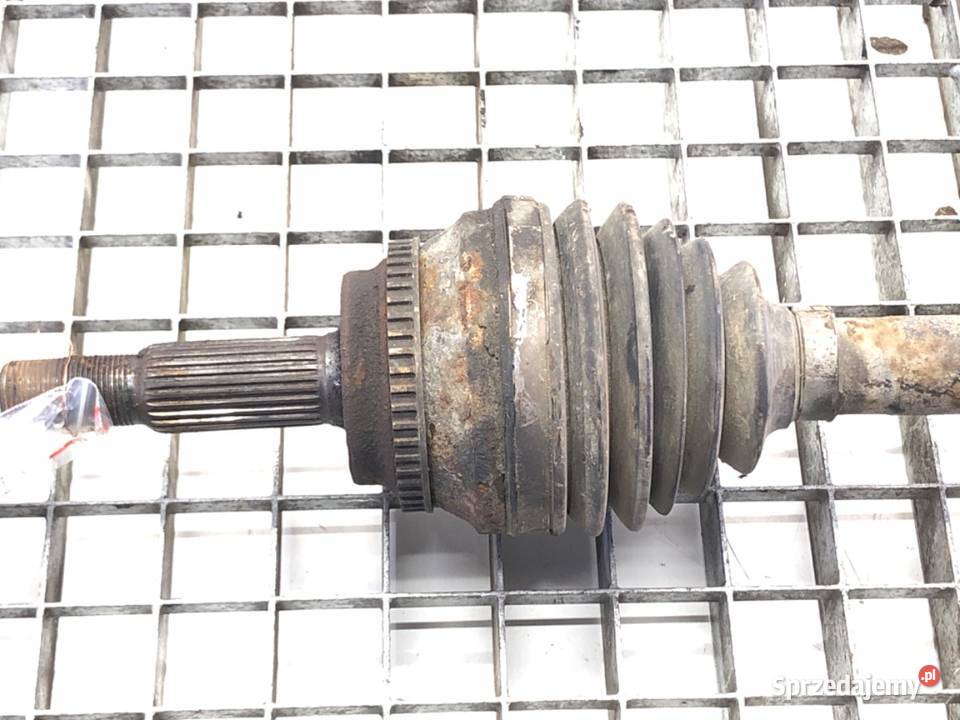 PÓŁOŚ LEWY PRZÓD TOYOTA COROLLA E12 20 90 0107 sprzedam