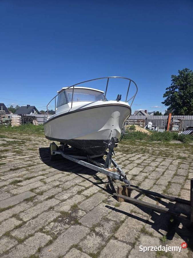 Łódz motorowa pilothouse gib sea Hajnówka