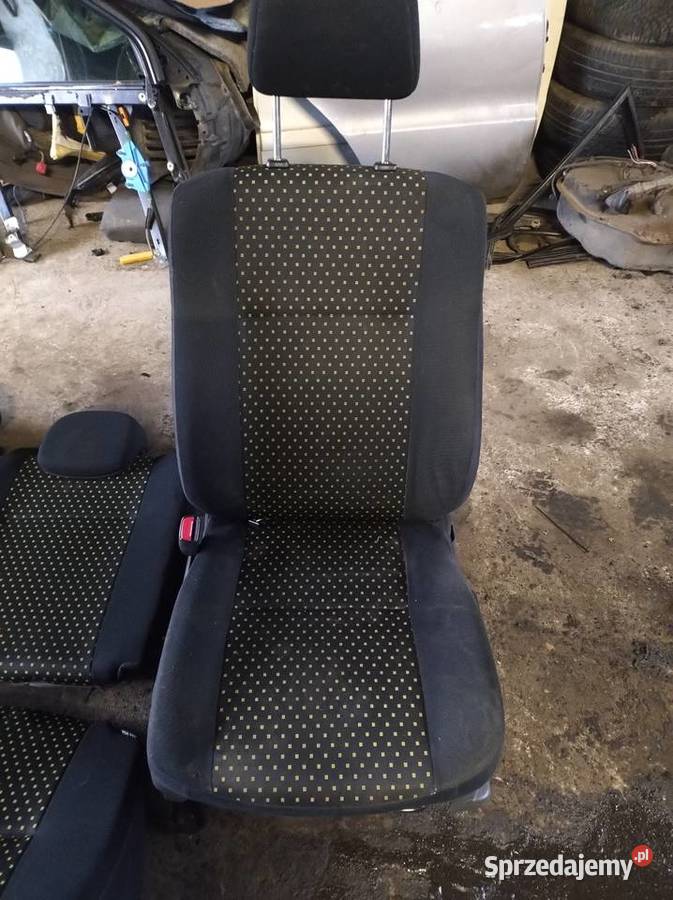 Fotele kpl Stan Nowe Daihatsu Sirion II Lift Elbląg sprzedam