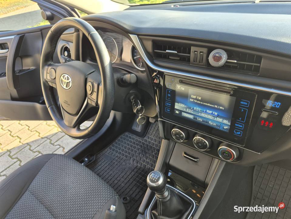 Toyota Corolla Toyota Corolla 16 VVTi Sedan ABS Radom