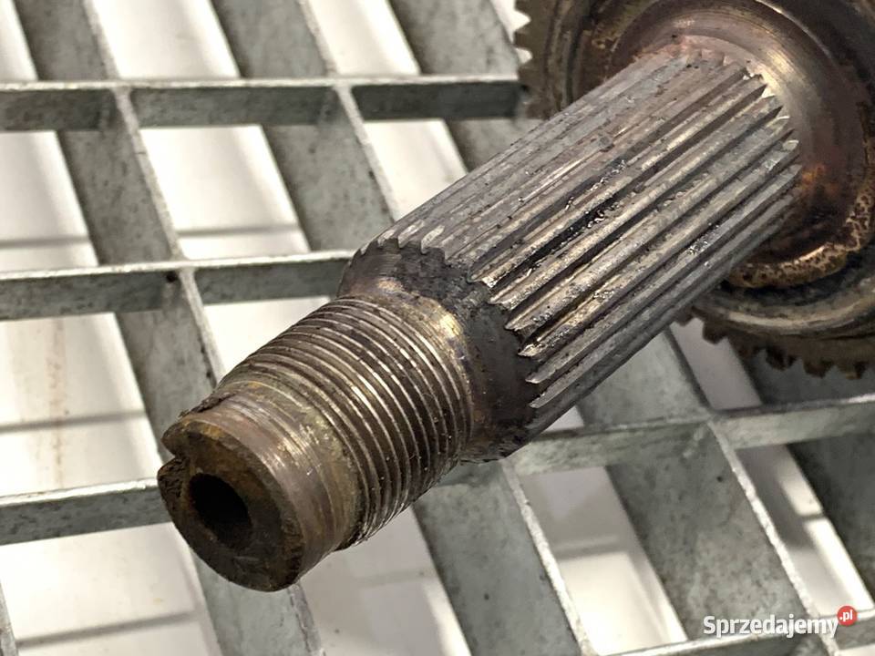 PÓŁOŚ PRAWY PRZÓD KIA CEED 14 105 0612 PRZEGUB sprzedam