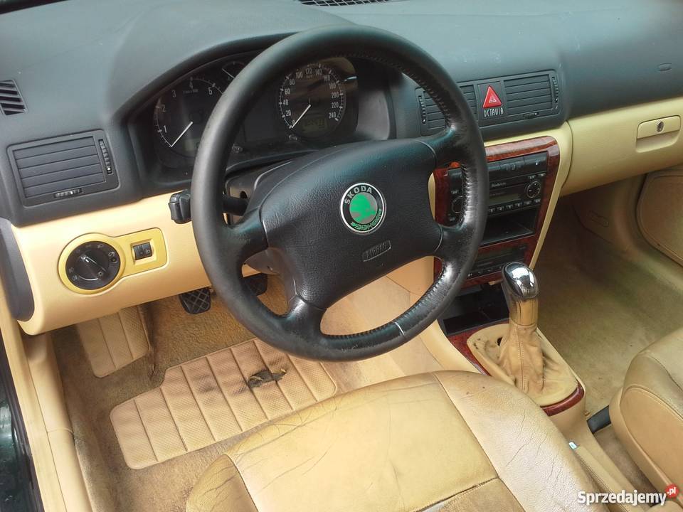 SKODA OCTAVIA 18T LAURINKLEMENT KOMBI LIFT Turka