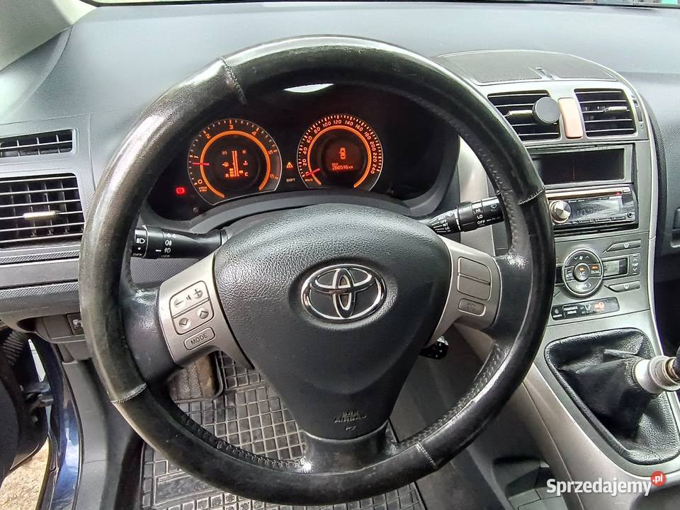 Toyota Auris 2007 20 D4D Alu 126KM Łubnice sprzedam