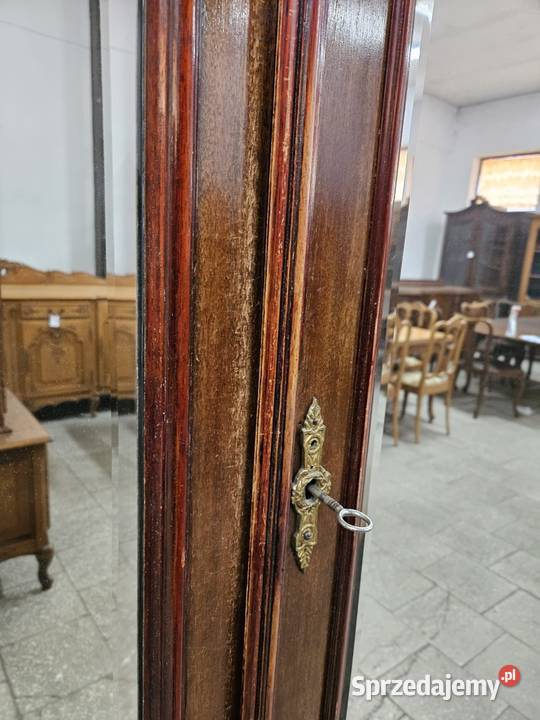 Francuska szafa Ludwikowska rocaille