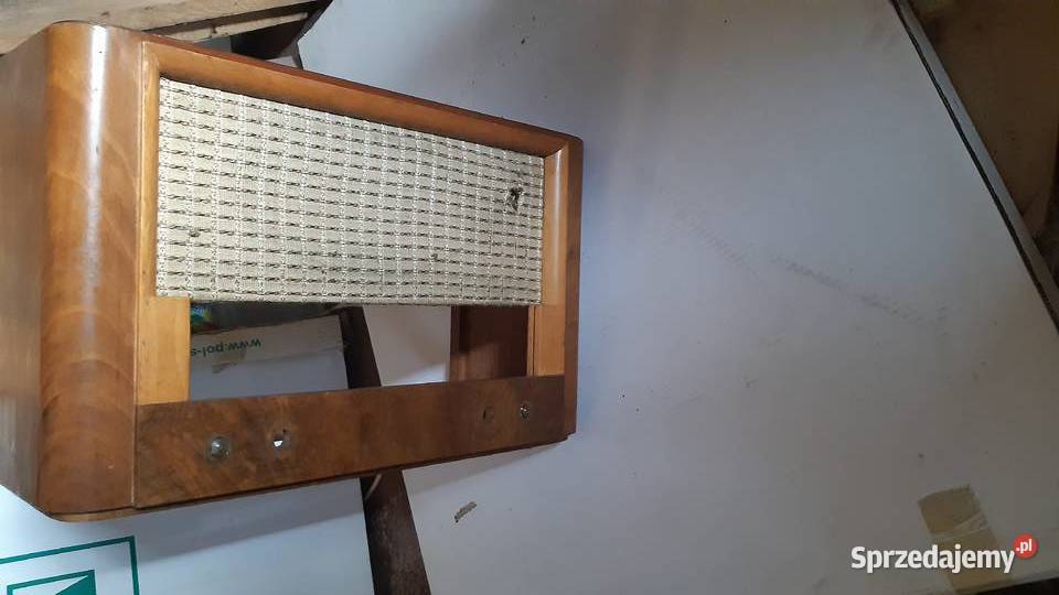 Obudowa starego odbiornika radiowegolampowego Wrocław