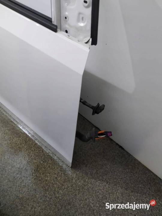 DRZWI PRAWE PRZÓD LB9A Skoda Citigo I 2011 świętokrzyskie sprzedam