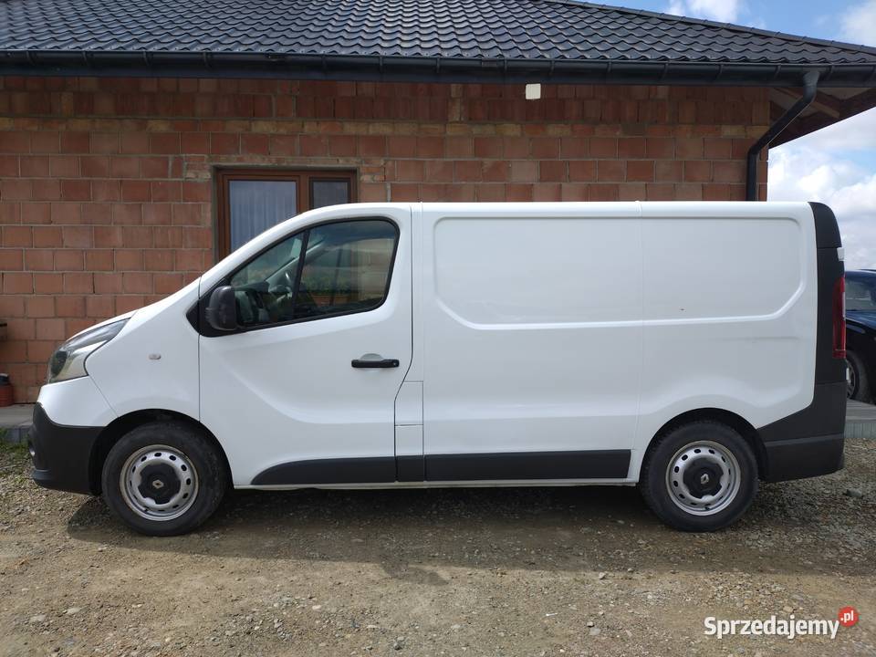 Renault Trafic L1H1 furgon blaszak bus podkarpackie Pilzno