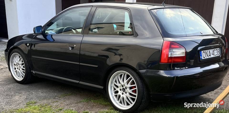 Audi a3 18 benzyna 125 wspomaganie kierownicy Wielołęka sprzedam