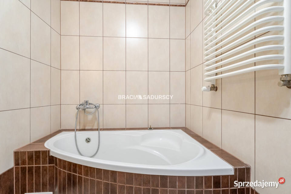 Ogłoszenie mieszkanie Kraków Złocieniowa 657m2 3 sprzedam