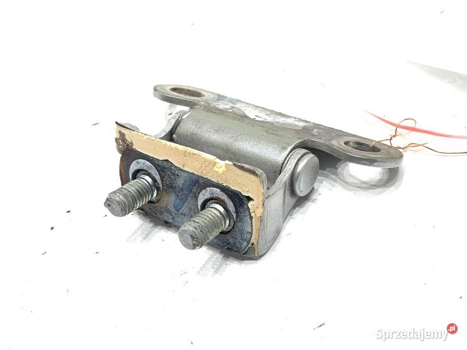 ZAWIAS KLAPY PRAWY TYŁ TOYOTA AURIS II Hatchback osobowe sprzedam