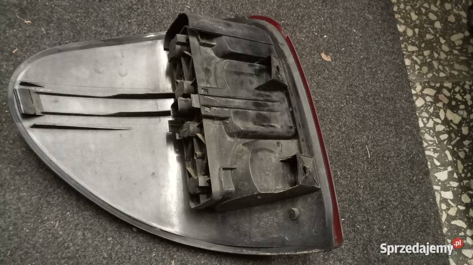 Chrysler Voyager 2004 prawy tył lampa nie grand Lampy tylne Nowy Sącz