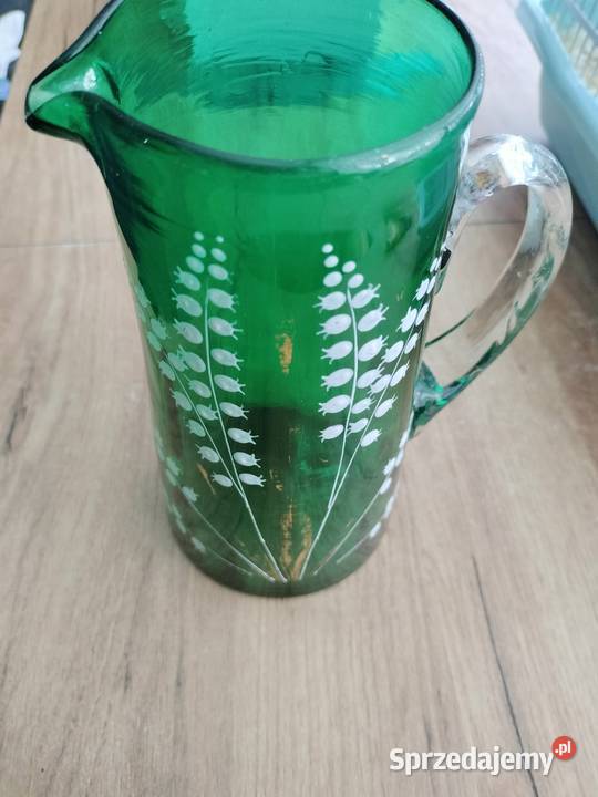 Zielony szklany dzbanek do kompotu konwalie Choszczno