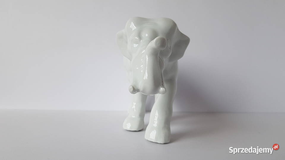 Sygnowana porcelanowa figurka Słonia Słoń śląskie