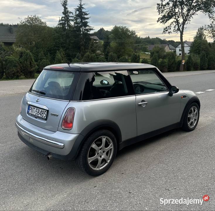 Mini cooper 16 benzyna 2002r manualna Pilzno