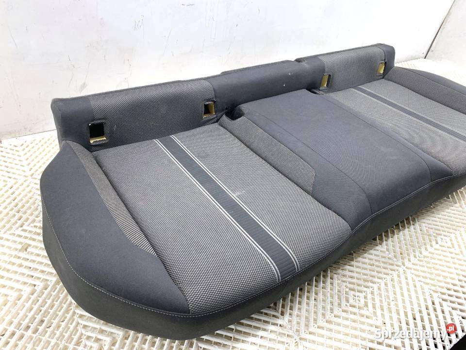 KANAPA DRUGI RZĄD VW TROC Crossover FOTEL