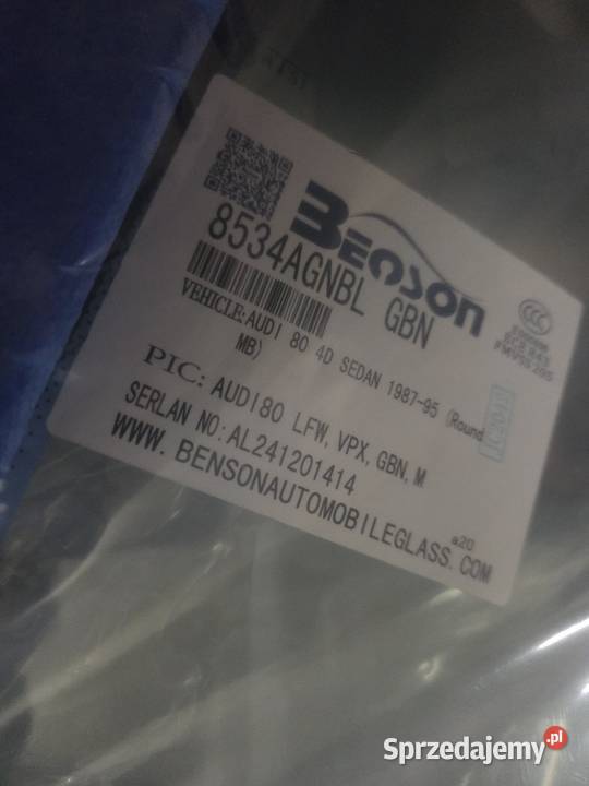NOWA Szyba przód Audi 80 b4