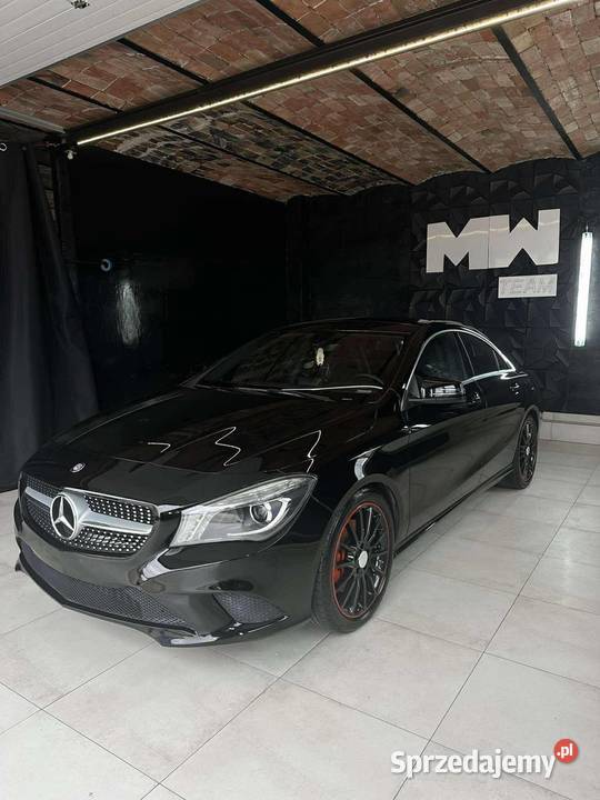 MercedesBenz CLA 250 2014 Czarna Luksusowa Coup sprzedam