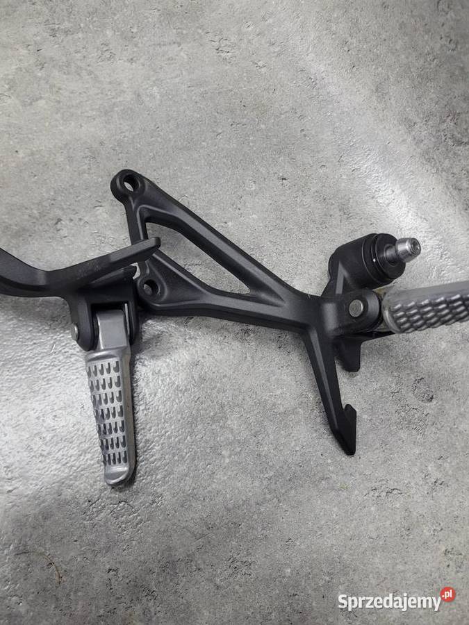 Kawasaki Z900 Z 900 24 podnóżek podnóżki set Nowy Tomyśl