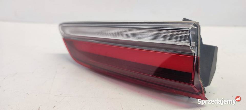 SKODA KAROQ LAMPA LEWY TYŁ W KLAPE 57A945307D dolnośląskie