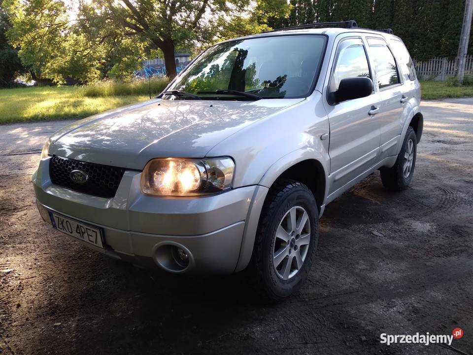 Maverick II 30 V6 24V AWD 4X4 na biwak rybki Maverick