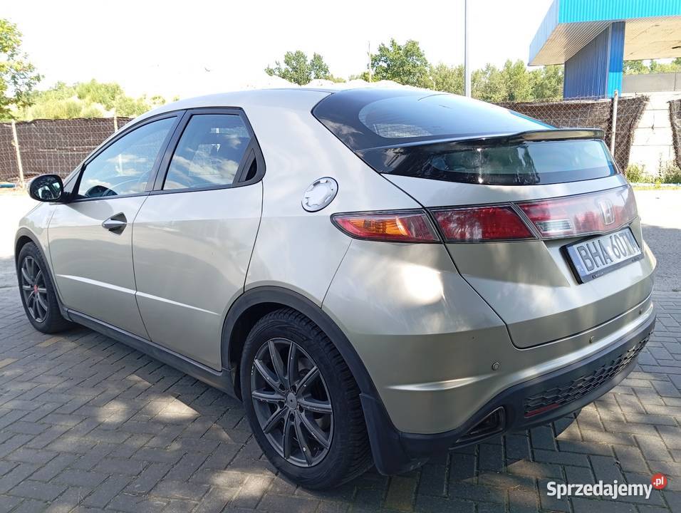 Honda Civic VIII Ufo 18 benzyna 4/5 sprzedam