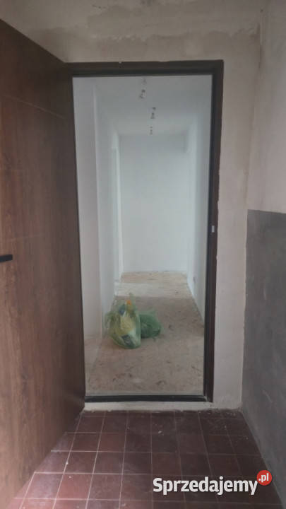 Sprzedam mieszkanie bezczynszowe parter 72 m2 z Nieruchomości Dzierżoniów
