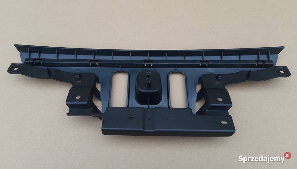 CITROEN C3 III ŚLIZG ZDERZAKA TYŁ MOCOWANIE osobowe Zderzaki Bieleń