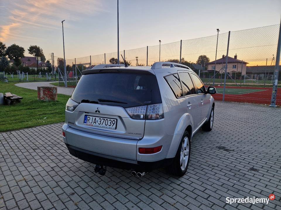 Mitsubishi Outlander II 20 DID Diesel 140 Napęd Głogów Małopolski sprzedam