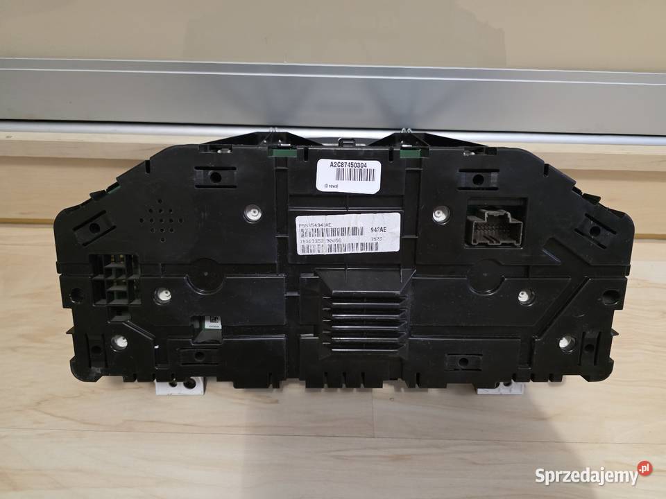 Zegary dodge ram 1500 2016r 57 benz osobowe Warszawa sprzedam