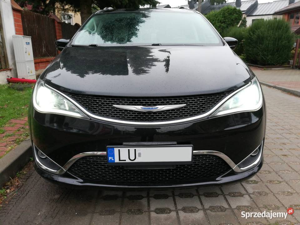 CZARNY CHRYSLER PACIFICA 36V6 JASNE SKÓRY Lublin
