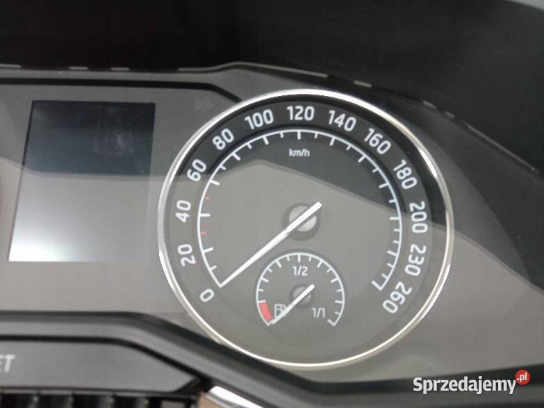 LICZNIK 3V0920740B Skoda Superb III 2015