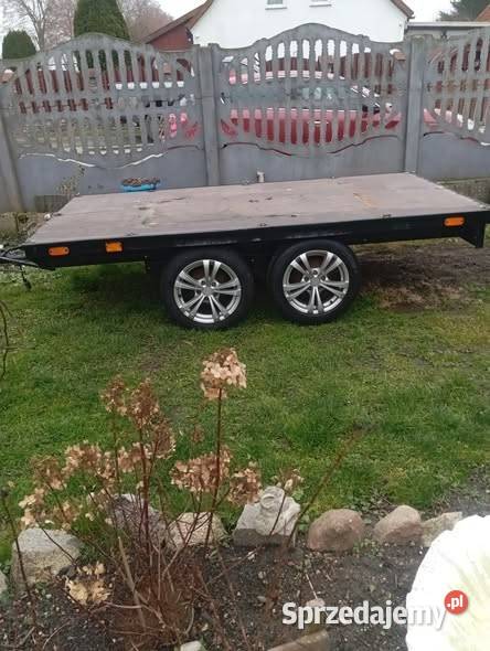 Sprzedam przyczepę samochodową bezbortową bez Podławki sprzedam