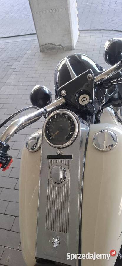 Harley Davdson Road King Police benzyna Szymbark