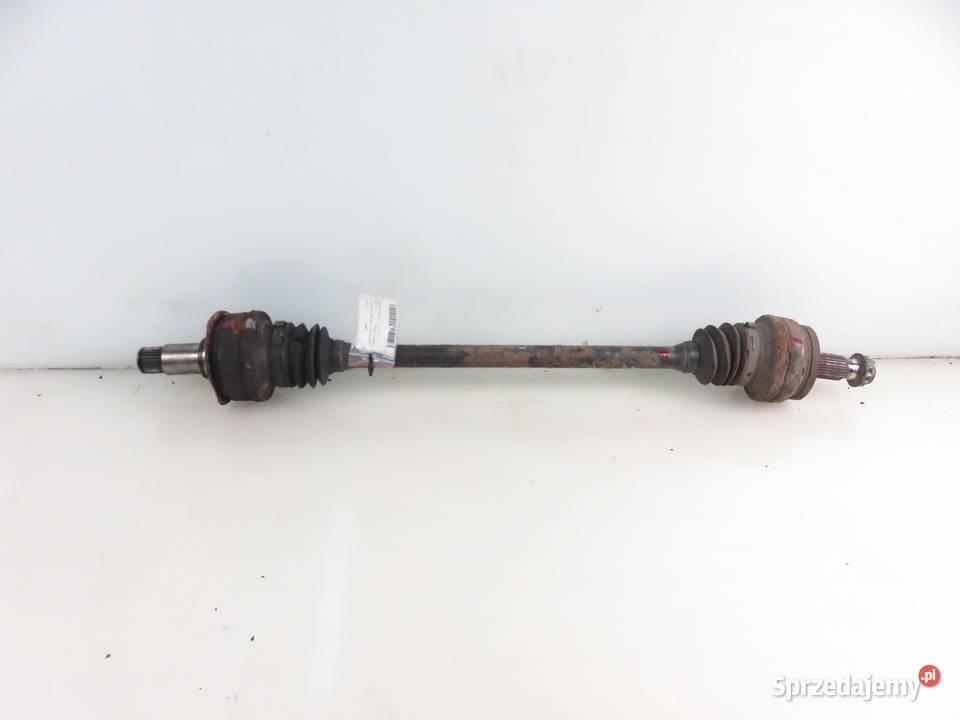 PÓŁOŚ LEWA TYLNA MERCEDES W204 C 200 CDI