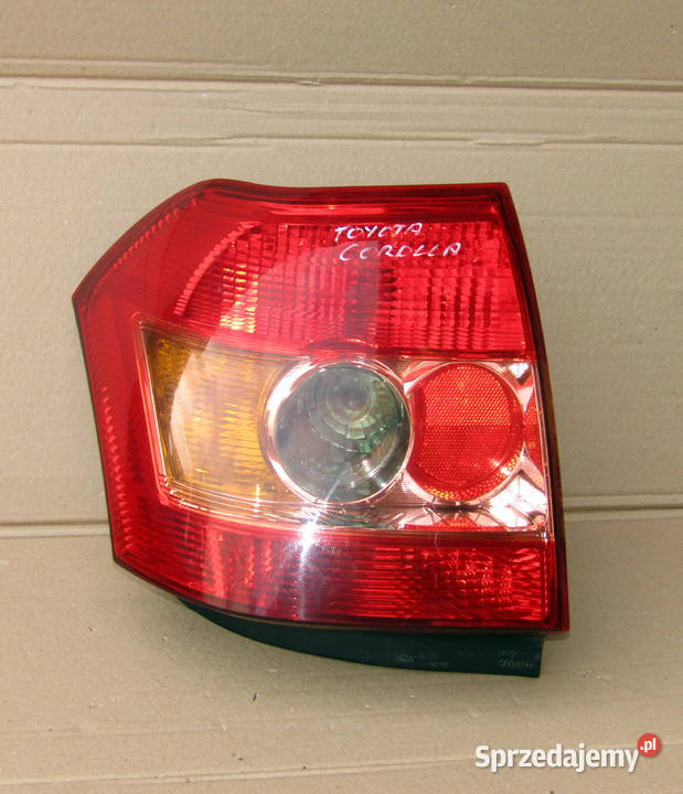 LAMPA TYLNA LEWAPRAWA TOYOTA COROLLA E12 LIFT 5D łódzkie Mysłaków