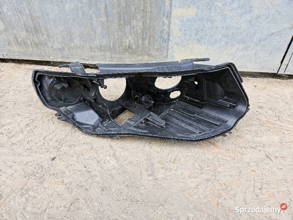 LAND ROVER DISCOVERY SPORT PUSZKA LAMPY PRAWA Międzychód sprzedam