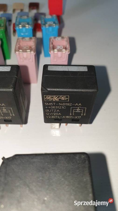 Przekaźniki i bezpiczniki Volvo Renault Ford Lusowo