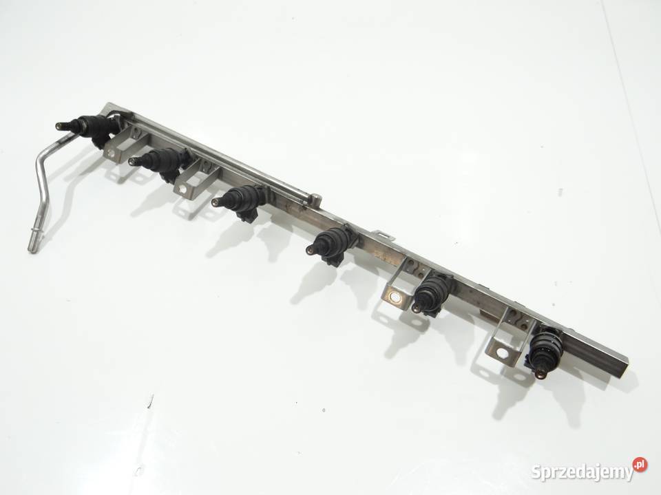 LISTWA WTRYSKOWA BMW E60 E61 M54B25 7541453 Strzyżewice sprzedam